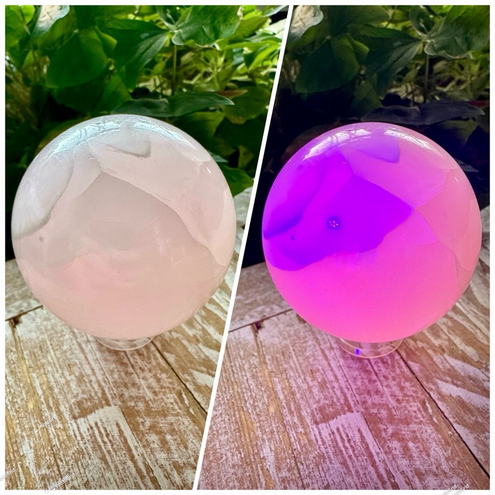 💖Pink Mangano Calcite Healing  Sphere💖 ~approx 2.75” diameter ✨UV Reactive✨ 397g